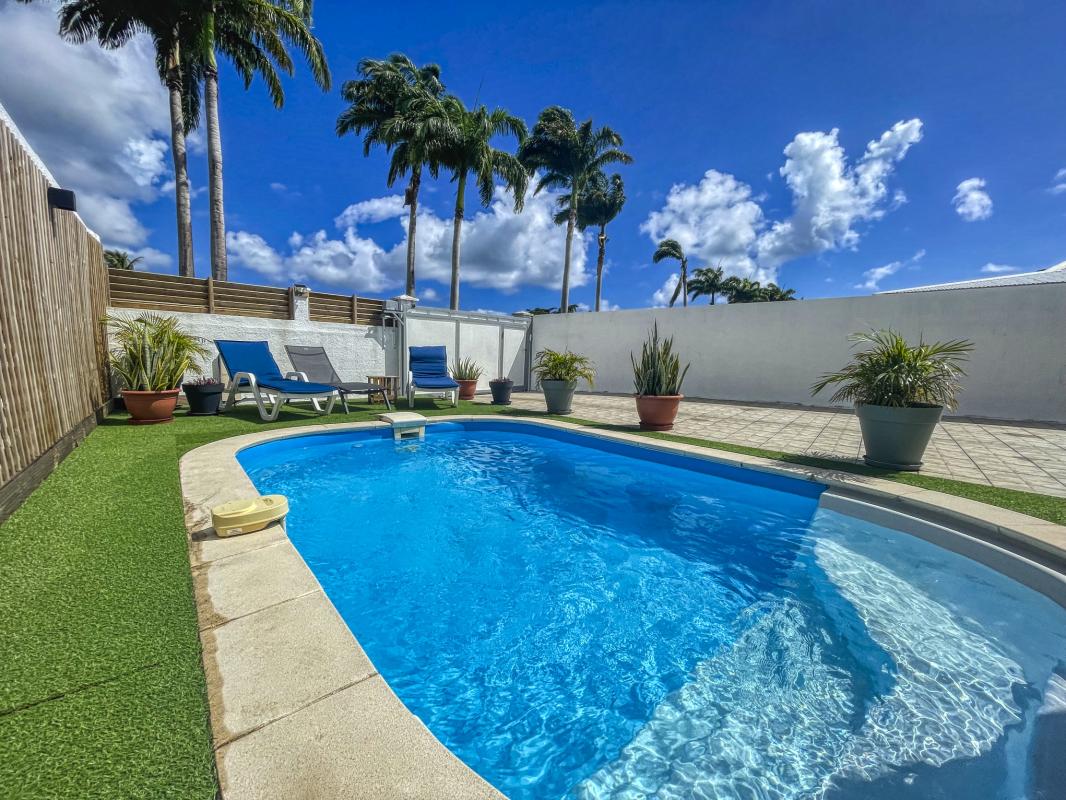 23.Location villa piscine St François Guadeloupe_Piscine